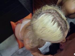 Порно видео русских за деньги на улице